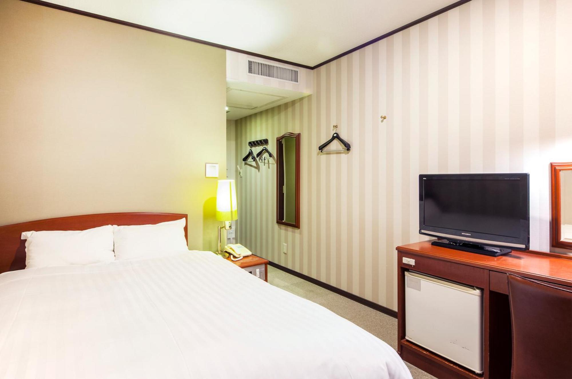 Tsukubanoyu Urban Hotel Exterior photo